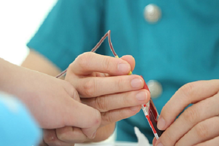 Сенімді вирустық коллекцияға арналған сапалы стерильді тампондар